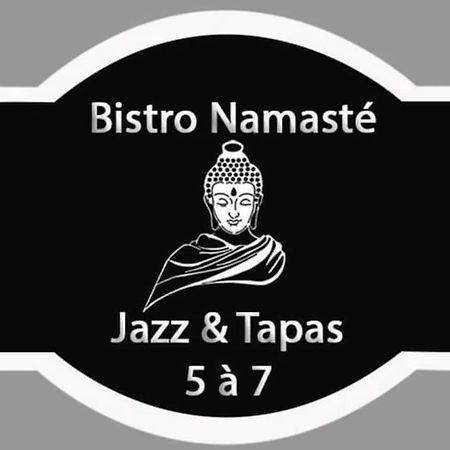 Auberge Et Bistro Namaste Lachute Eksteriør billede