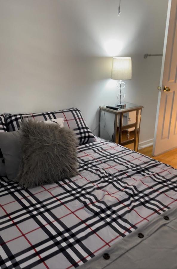 Auberge Et Bistro Namaste Lachute Eksteriør billede